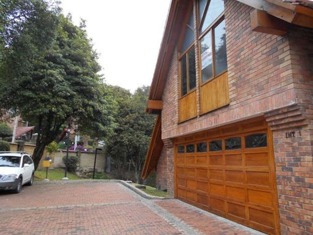 Casa de 5 alcobas en venta en Cerros De Suba, Bogotá, 378 m² · foto 7 de 8