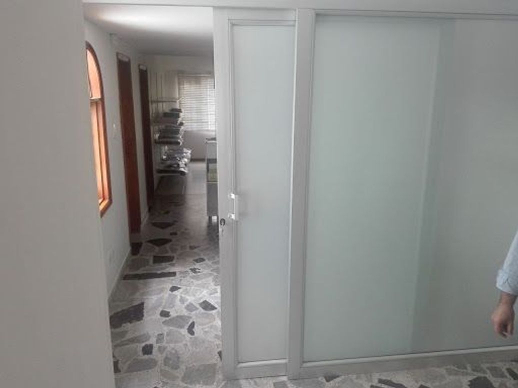 Casa de 10 alcobas en venta en Santa Barbara, Bogotá, 348 m² · foto 10 de 13