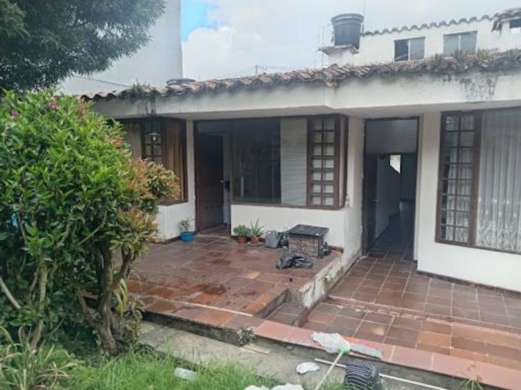 Casa de 4 alcobas en venta en Niza Norte, Bogotá, 399 m² · foto 3 de 20