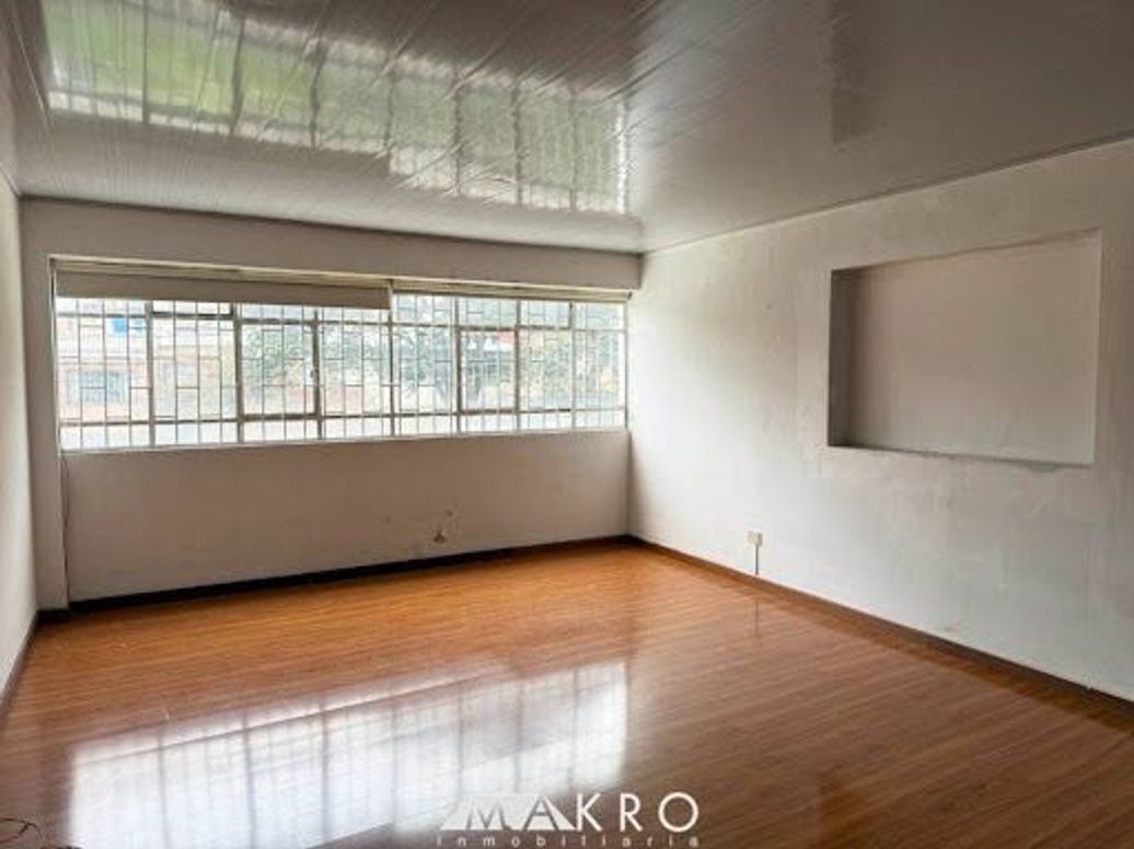 Casa de 3 alcobas en venta en La Soledad Norte, Bogotá, 223 m² · foto 6 de 20