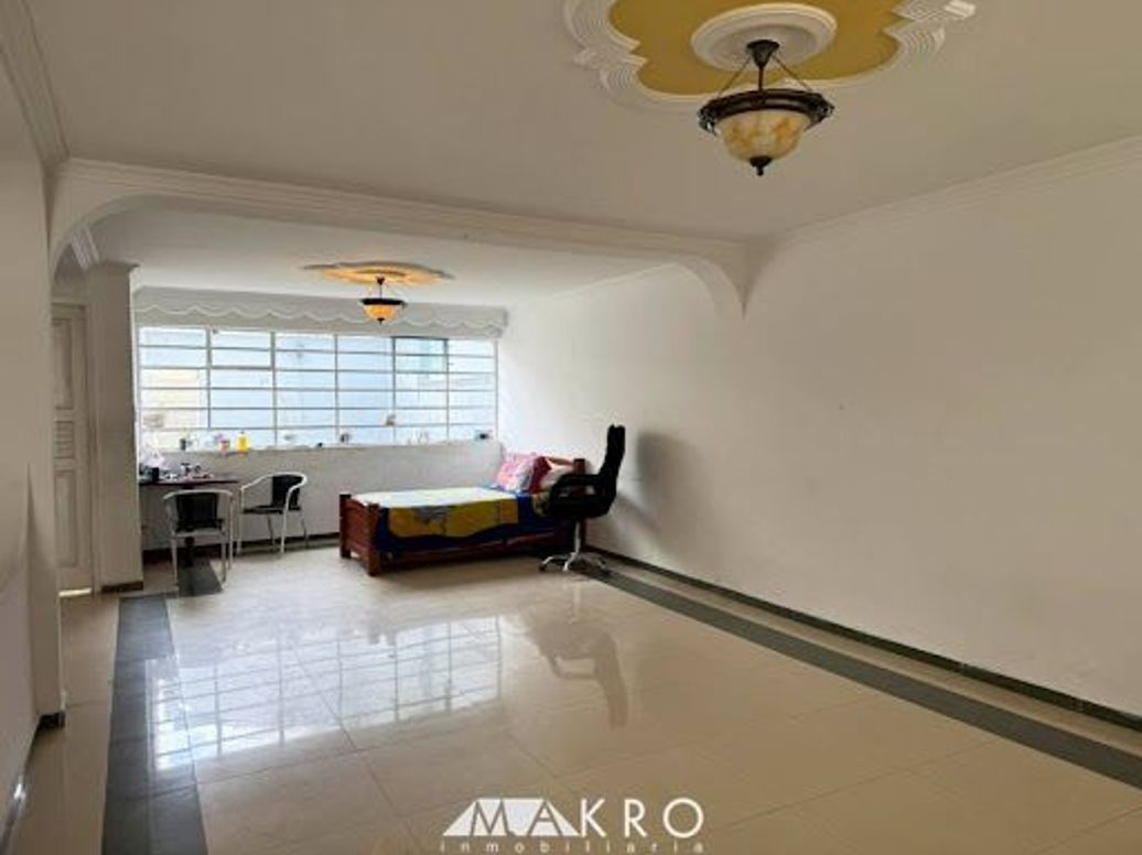 Casa de 3 alcobas en venta en La Soledad Norte, Bogotá, 223 m² · foto 3 de 20