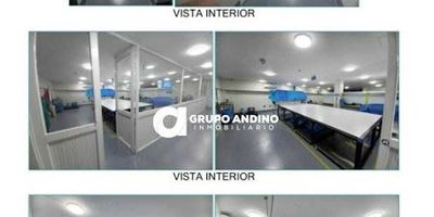 Ubicación: Km 7   400 anillo vial Palenque - Floridablanca # 22-31 Centro Industrial y logístico San Jorge, módulo 1. 
Área total construida: 1.287,75 m2
El predio cuenta con sistema de paneles solares, estructura construida destinada al aérea administrativa y sala de juntas tal cual como se evidencia en el vídeo enviado, bodegas totalmente reformadas. 
Piso 1: ingreso de empleados y visitantes, área de recepción y desinfección.
Piso 2: área administrativa, área de almacenamiento de sets y repuestos, pasillos.
Piso 3: sala de juntas, baños de hombres y mujeres, Vestier de hombres y mujeres, oficina dirección técnica, almacenamiento de bombas y taller de bioingeniería, área de acondicionamiento, zona de producto rechazado y cuarto para comprensor.
Adicional a la venta del predio está la opción de adquirir en venta empresa legalmente constituida relacionada con el manejo de ropa estéril para uso médico y hospitalario.
VENTA: $8.000.000.000
pregunta por él, bajo el código Inmobiliario 1420- ¡Contáctanos! Agenda tu cita y con gusto te asesoramos.
Contactos: 3006684439 - 3025908733 - 3026225944
Somos GRUPO ANDINO INMOBILIARIO, con nosotros tendrás tus trámites más fácil y rápido.
