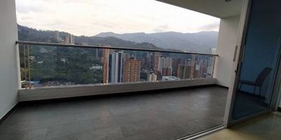 ¡Tu nuevo hogar te está esperando! Este inmueble cuenta con 2 alcobas, 2 baños, parqueadero/cuarto útil, y se encuentra en una unidad residencial que lo tiene todo: piscina, salón social, zonas verdes, juegos infantiles y seguridad 24/7.

Un espacio diseñado para tu bienestar y el de tu familia, donde la comodidad y la diversión se encuentran en un mismo lugar. 