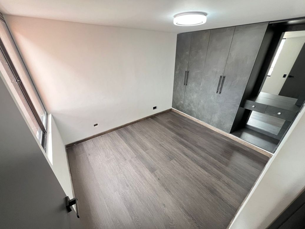 Apartamento de 2 alcobas en venta en Santander, Bogotá, 35 m² · foto 12 de 13