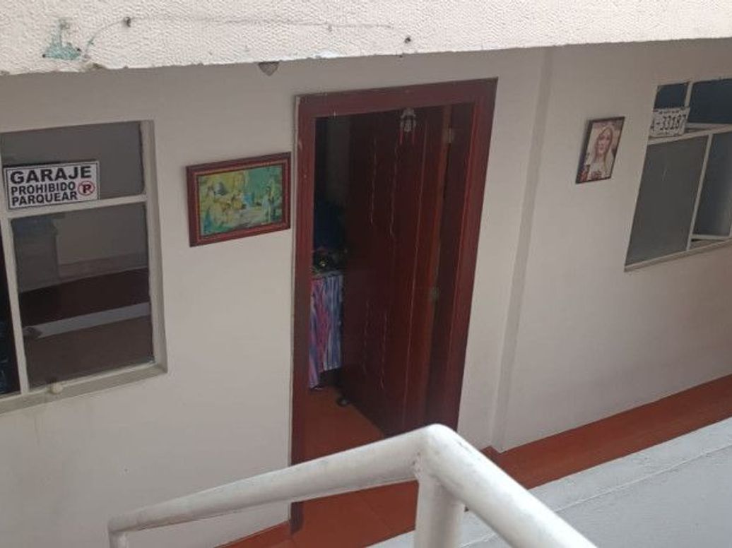 Casa de 8 alcobas en venta en Carvajal, Bogotá, 175 m² · foto 8 de 14