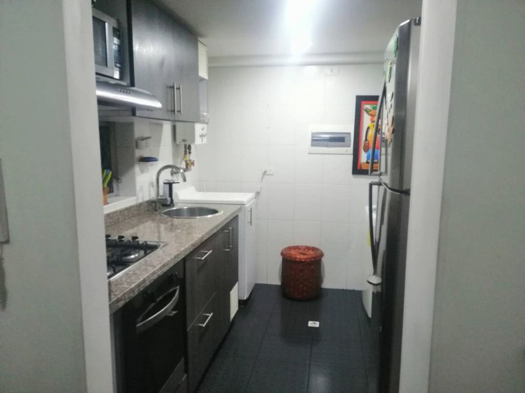 Apartamento de 3 alcobas en venta en Santa Barbara, Bogotá, 62 m² · foto 5 de 12