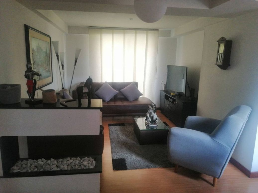 Apartamento de 3 alcobas en venta en Santa Barbara, Bogotá, 62 m² · foto 3 de 12