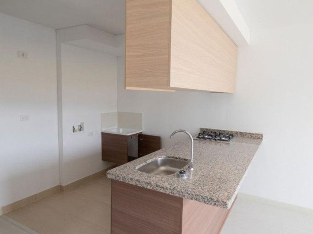 Apartamento de 2 alcobas en venta en Santa Teresa, Bogotá, 45 m² · foto 3 de 14