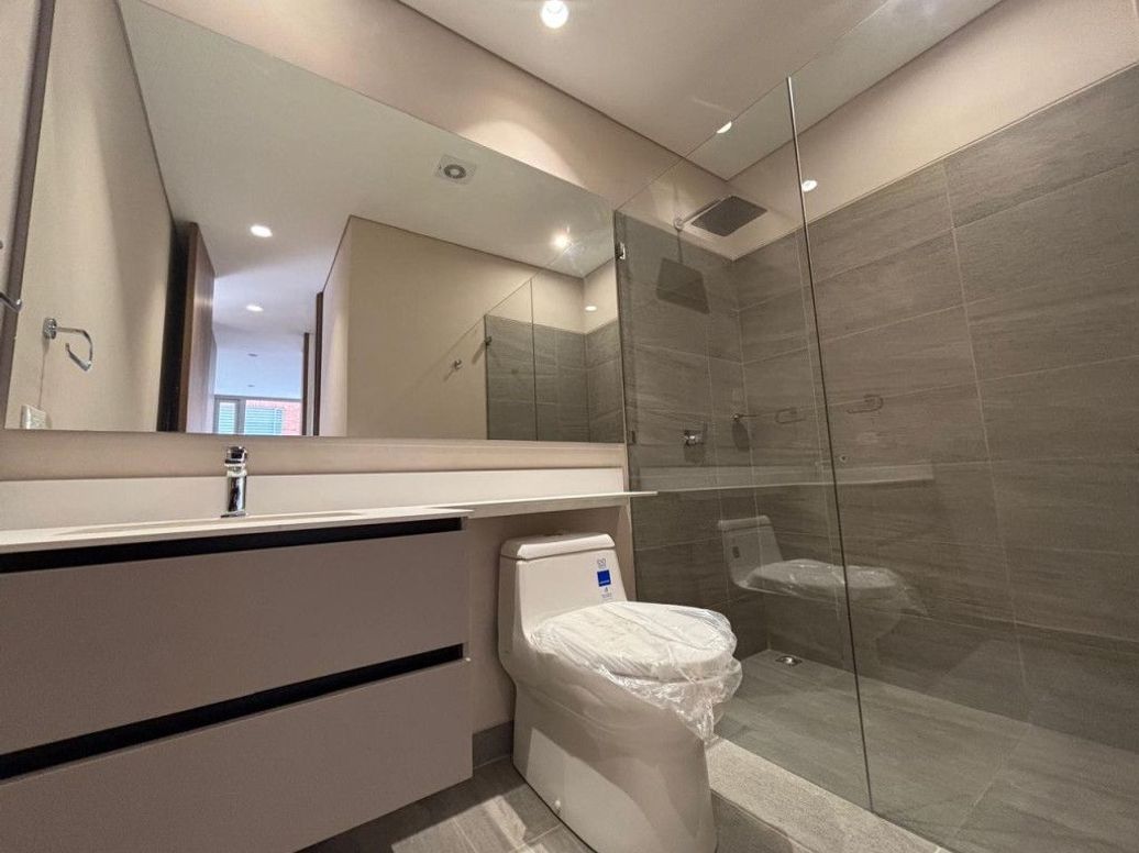 Apartamento de 2 alcobas en venta en Chico Norte Et. Iii, Bogotá, 93 m² · foto 8 de 20