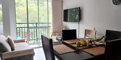 CODIGO 1705116

APARTAMENTO PARA LA VENTA UBICADO EN LA ESTRELLA ANTIOQUIA  SECTOR INMACULADA
$270.000.000
52MTS
NIVEL 5

CARACTERISTICAS
-3 habitaciones
- 2 baños
- Sala comedor
-Estudio
-Zona de ropas
- Cocina abierta
- Balcón Vista verde
- 2 ascensores por piso

CARACTERISTICAS DE LA UNIDAD
-Piscina
- Gimnacio
-Turco
-Salón social
- Hall de espera
- Parqueaderos comunes

ADMINISTRACIÓN $197.000

Negociemos
3042438433
www.saladenegocioinmobiliario.com