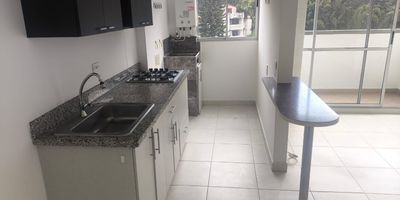 APARTAMENTO EN BOSQUES DE SAUCES 214

2 alcobas, 2 baños, 1 vestier, 1 closet, sala comedor, cocina integral, zona de ropas, balcon.

Unidad con piscina adultos y niños con calefaccion, gimnacio, salon social, cancha, zonas verdes.