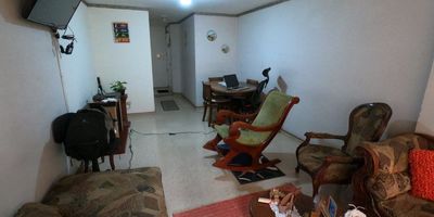 CODIGO 2218- APARTAMENTO UBICADO CERCA A LA U.P.B, ACCESO A RUTAS DE TRANSPORTE FACIL, ZONA TRANQUILA Y SEGURA