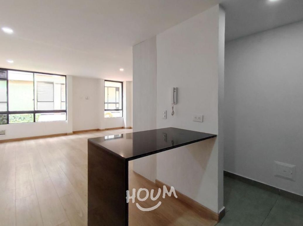 Apartamento de 1 alcoba en venta en Santa Barbara, Bogotá, 33 m² · foto 10 de 20