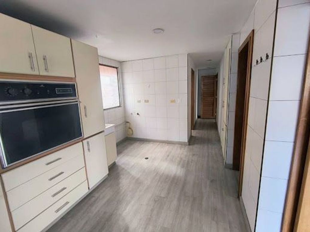 Apartamento de 4 alcobas en venta en Chicó Norte, Bogotá, 249 m² · foto 9 de 20