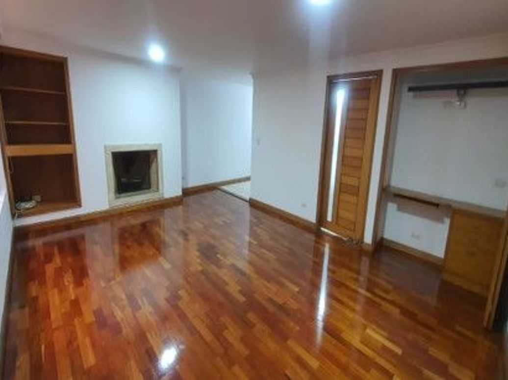 Apartamento de 3 alcobas en venta en Chico Norte Et. Iii, Bogotá, 140 m² · foto 3 de 15