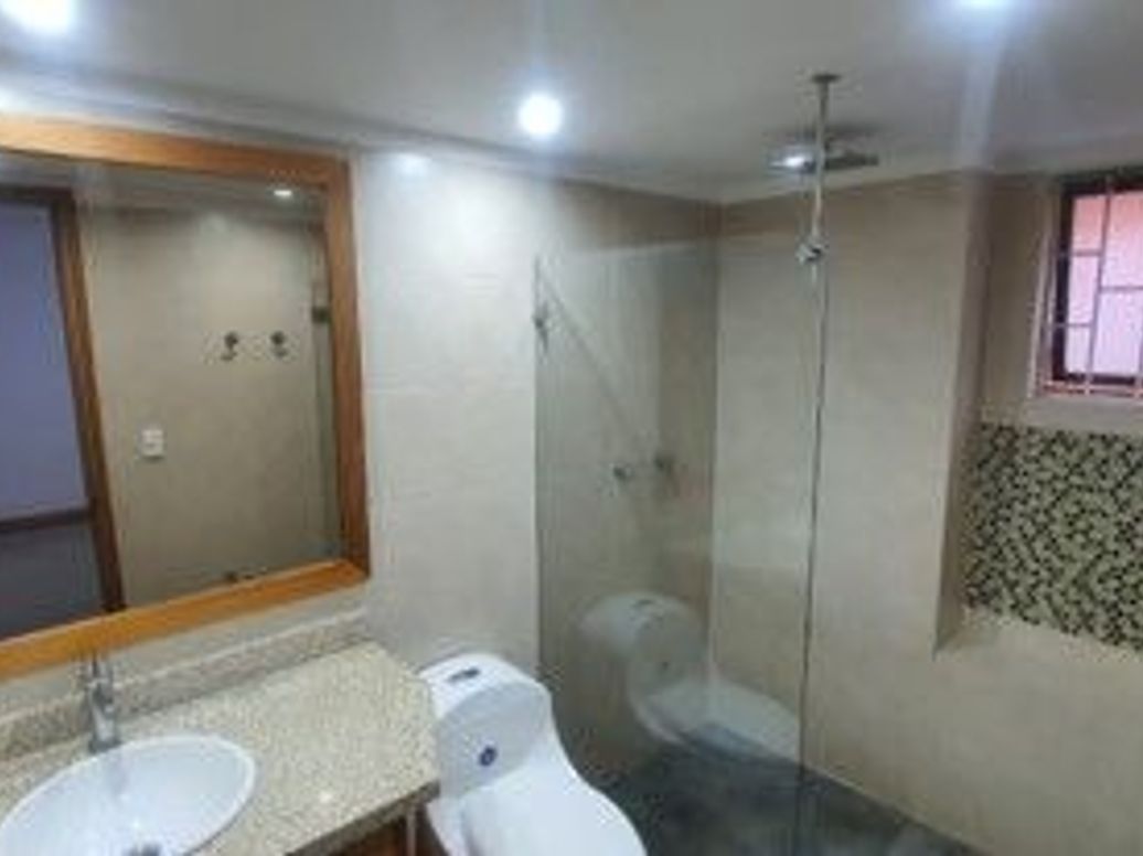 Apartamento de 3 alcobas en venta en Chico Norte Et. Iii, Bogotá, 140 m² · foto 6 de 15