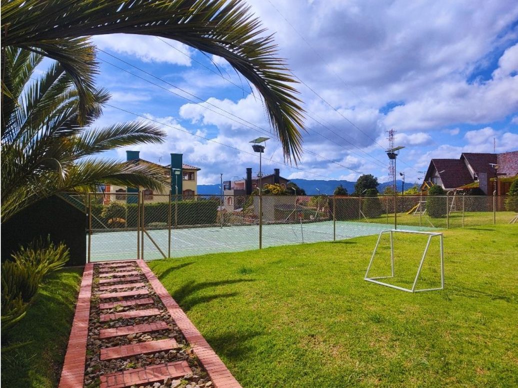 Apartamento de 4 alcobas en venta en Suba Centro, Bogotá, 297 m² · foto 18 de 20