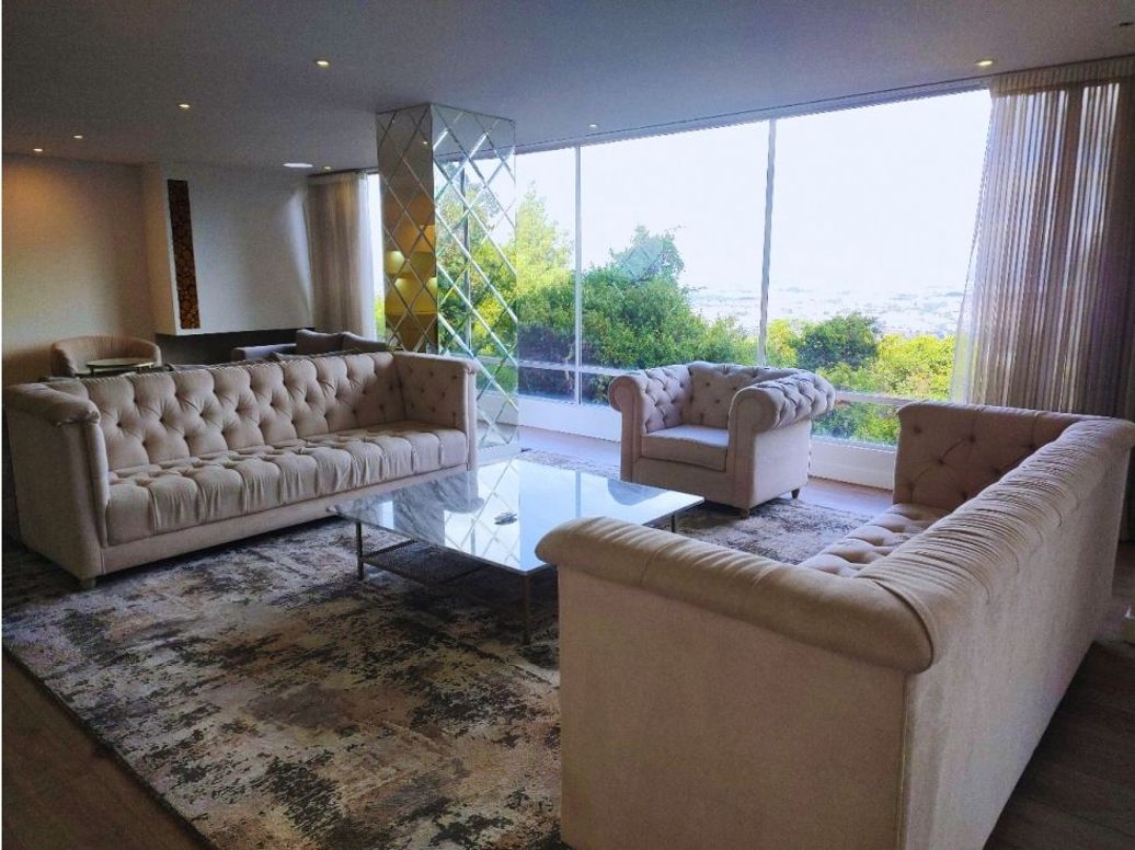 Apartamento de 4 alcobas en venta en Suba Centro, Bogotá, 297 m² · foto 4 de 20