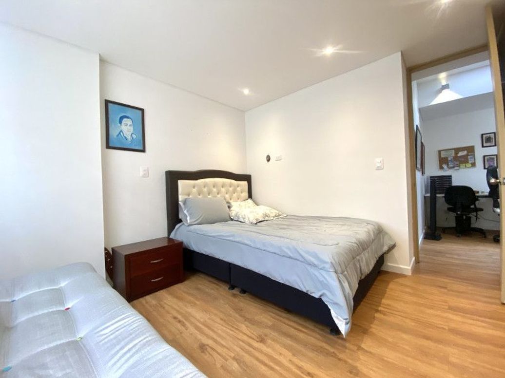 Apartamento de 4 alcobas en venta en Cedritos, Bogotá, 187 m² · foto 18 de 20