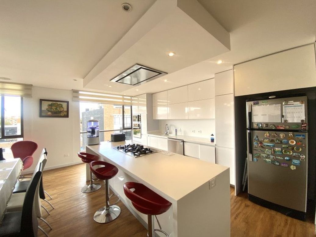 Apartamento de 4 alcobas en venta en Cedritos, Bogotá, 187 m² · foto 7 de 20