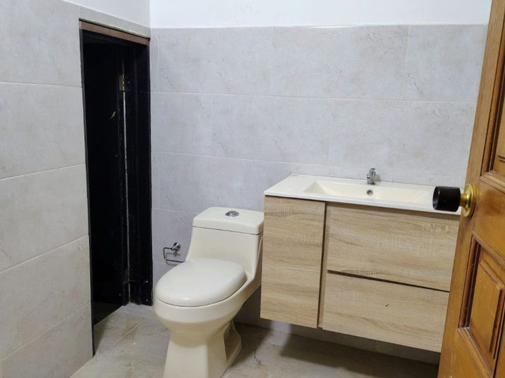 Casa de 2 alcobas en venta en Bellavista Occidental, Bogotá, 318 m² · foto 12 de 14