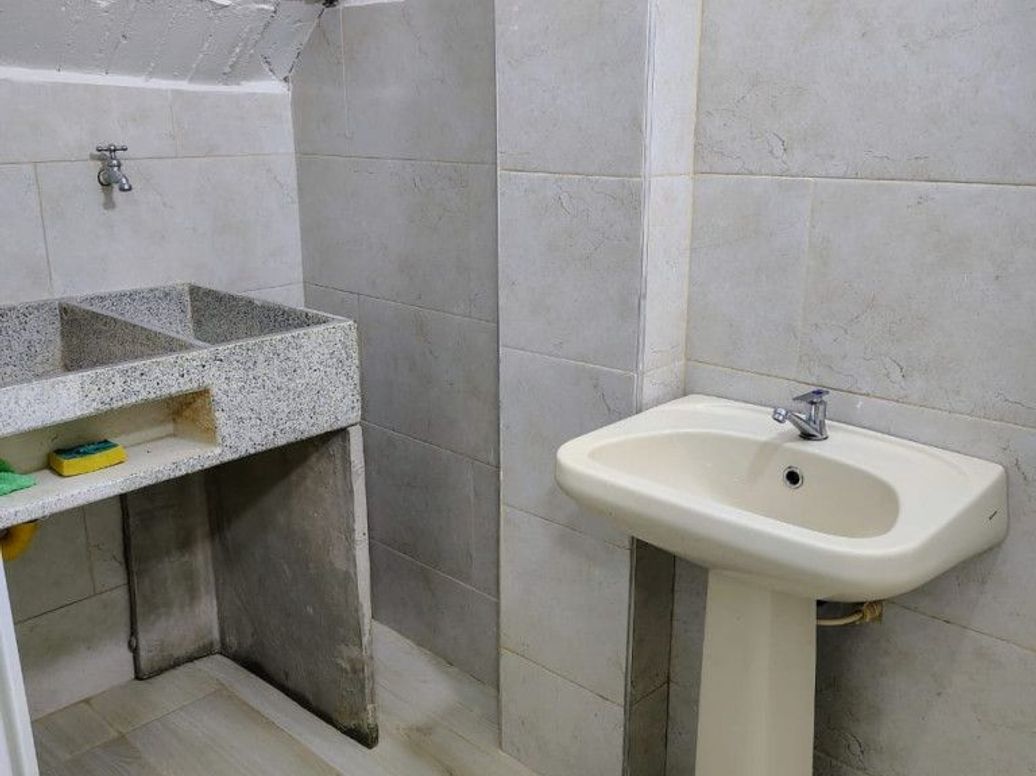 Casa de 2 alcobas en venta en Bellavista Occidental, Bogotá, 318 m² · foto 13 de 14