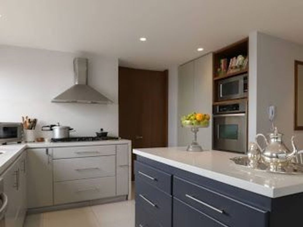 Apartamento de 3 alcobas en venta en El Nogal, Bogotá, 321 m² · foto 6 de 17