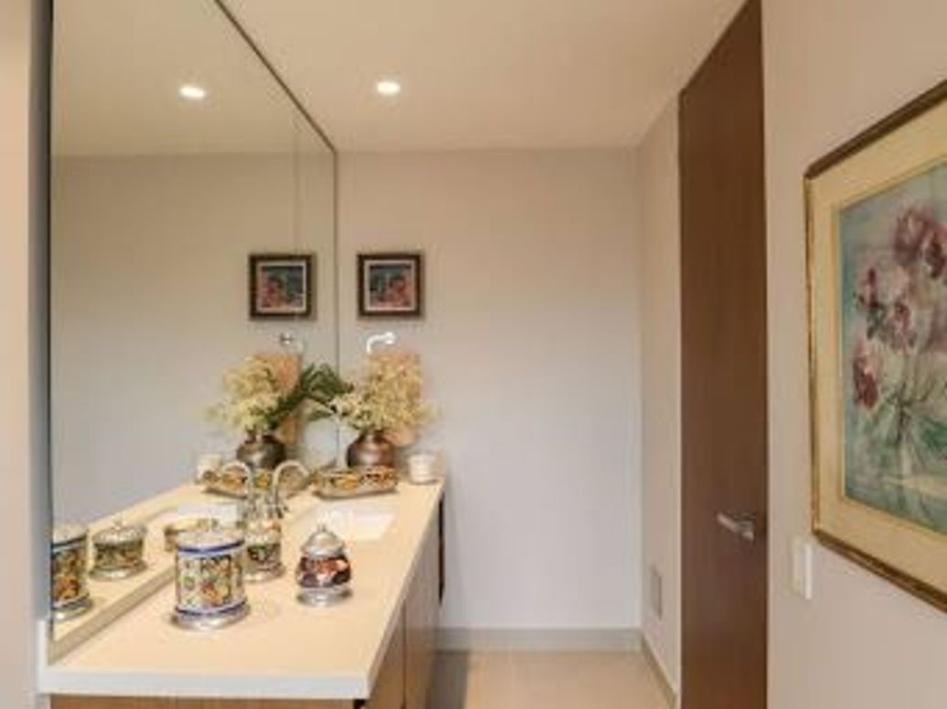 Apartamento de 3 alcobas en venta en El Nogal, Bogotá, 321 m² · foto 13 de 17