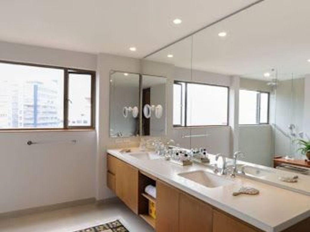 Apartamento de 3 alcobas en venta en El Nogal, Bogotá, 321 m² · foto 15 de 17
