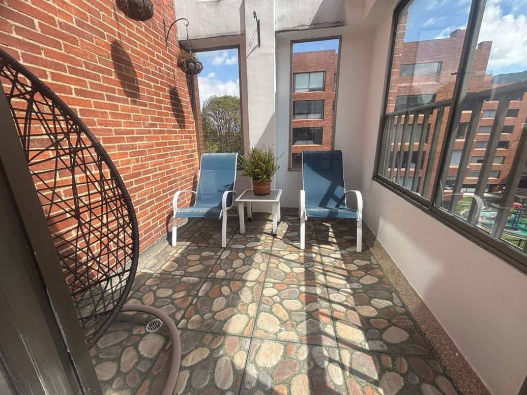 Apartamento de 4 alcobas en venta en Santa Barbara Central, Bogotá, 352 m² · foto 16 de 20