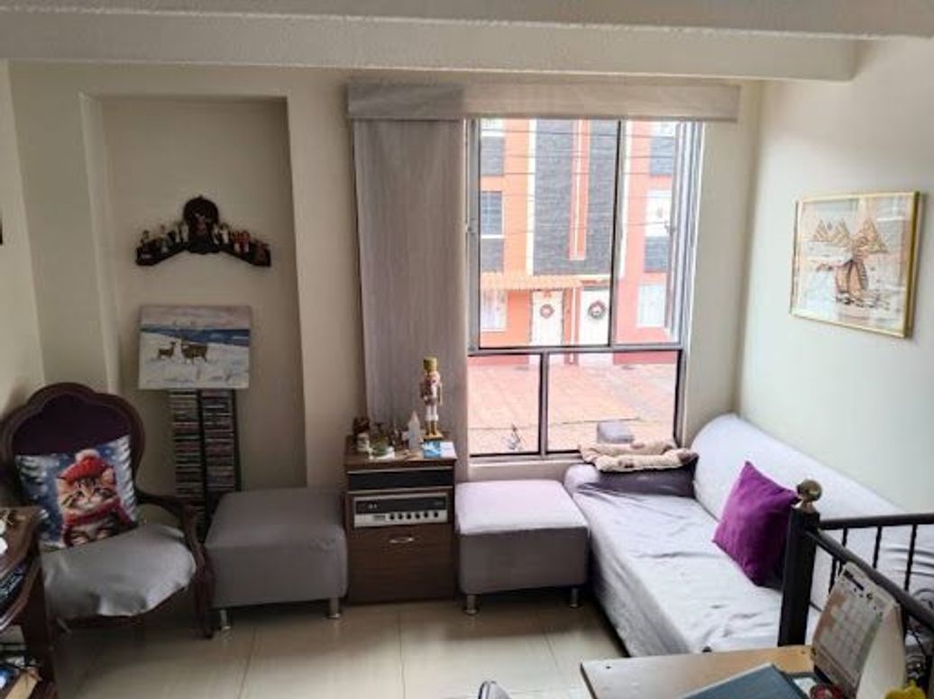 Casa de 4 alcobas en venta en Villas De Granada, Bogotá, 126 m² · foto 8 de 17