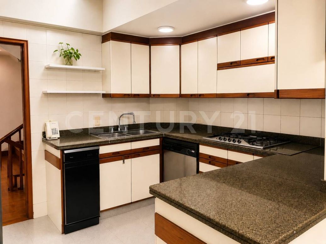Casa de 3 alcobas en venta en Balcones De Suba, Bogotá, 252 m² · foto 8 de 20