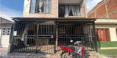 En Renta 880.000

Aparta estudio ubicado en barrio calima, en la ciudad de Cali, con 45 mts2,  primer piso consta de:
2 ambientes. 
Alcoba con closet.
Sala comedor 
Baño 
Cocina.
Zona de Oficios independiente.
Parqueadero para dos motos.  
Estrato 3.

KB
 
