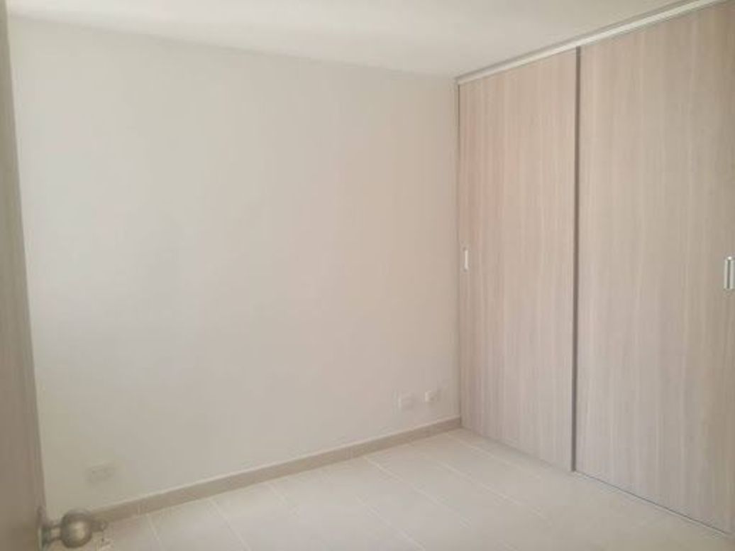 Apartamento de 2 alcobas en venta en Puente Aranda, Bogotá, 51 m² · foto 11 de 12