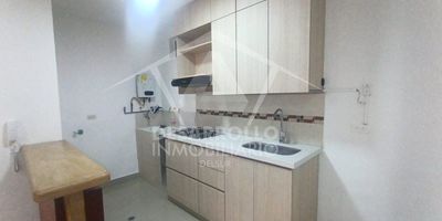 Apartamento en ARRIENDO.
Comodidad y ubicación.
Descubre este hermoso apartamento ideal para disfrutar en familia:
Sala comedor3 alcobas3 Closet1 baño cabinadoCocina integralZona de ropasCalentador2 BalconesPiso en cerámicaParqueaderoCuarto útil
Edificio con citófono , zona residencial, rutas de transporte, vías principales, colegios, supermercados, tiendas de barrio, droguerías.
¡Para más información y agendar tu cita!Contáctanos al 3156901885Desarrollo Inmobiliario del Sur – Tu hogar, nuestra pasión