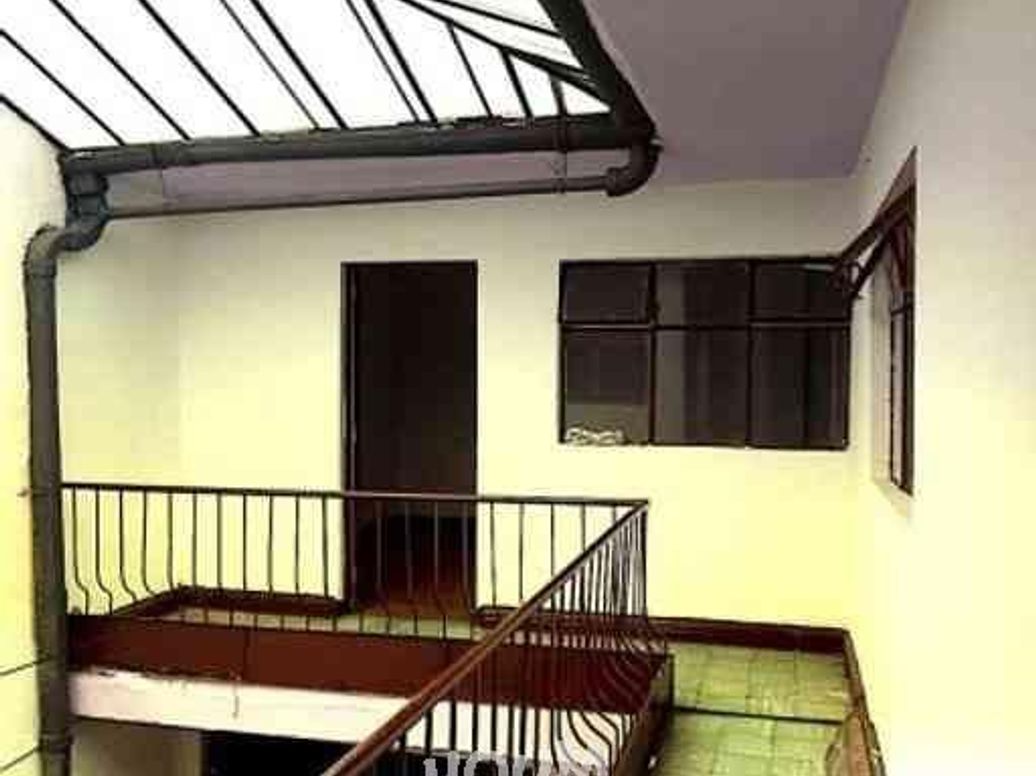 Casa de 7 alcobas en venta en La Granja, Bogotá, 286 m² · foto 5 de 9