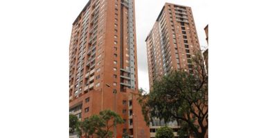 APARTAESTUDIO EN ARRIENDO PARQUE CENTRAL BAVARIA se encuentra este encantador apartamento de 48 metros cuadrados, con una distribución perfecta que maximiza cada espacio. Con una habitación acogedora, un baño elegante y un parqueadero privado, este hogar es ideal para aquellos que buscan comodidad y estilo. Su ubicación privilegiada ofrece fácil acceso a servicios y entretenimiento, convirtiéndose en el lugar perfecto para disfrutar de la vida urbana. Descubre la armonía entre funcionalidad y diseño en este exclusivo apartaestudio, el edifico cuenta con vairas zoan comunes como: Salon social, salon d proyecciones, kinder house, BBQ, Bussines center, GIM, Turco, Sauna , Jacuzzi.  EL VALOR DEL ARRIENDO ($ 2.200.000) NO INCLUYE ADMINISTRACION.

 
