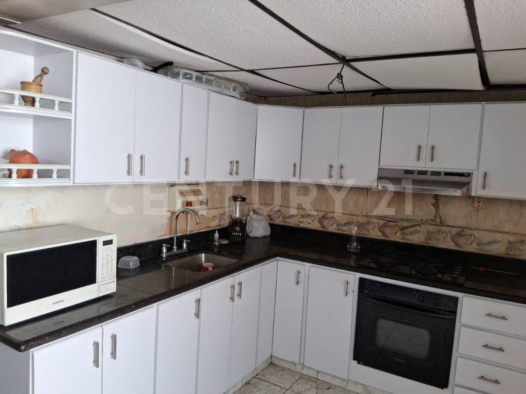 Casa de 5 alcobas en venta en Santa Isabel, Bogotá, 506 m² · foto 6 de 14