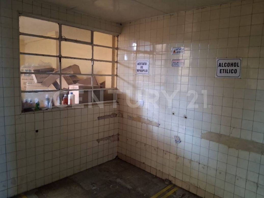 Casa de 5 alcobas en venta en Santa Isabel, Bogotá, 506 m² · foto 10 de 14
