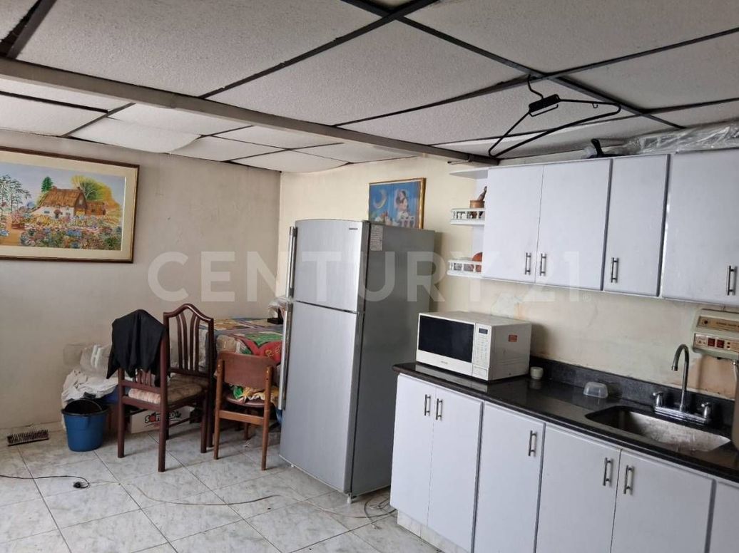 Casa de 5 alcobas en venta en Santa Isabel, Bogotá, 506 m² · foto 7 de 14