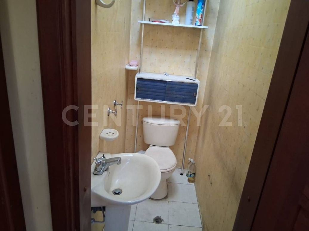 Casa de 5 alcobas en venta en Santa Isabel, Bogotá, 506 m² · foto 12 de 14
