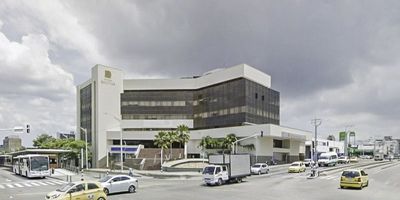 En este inmueble hay disponible un Local con mezanine 
Área Primer piso y mezanine: 459,49
Disponible para venta y arriendo.
Precio de arriendo: 7,488,002