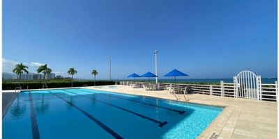 CODIGO 9651FR610. Apartamento en octavo piso ubicado en Pozos Colorados. Cuenta con tres habitaciones, baño auxiliar, cocina abierta, sala, comedor, balcón, zona de labores y habitación de servicio con baño. Incluye parqueadero y acceso a piscina, zonas verdes y playa cercana. Sector residencial con transporte y comercios. SI ESTA PROPIEDAD ES DE SU INTERÉS, CONTÁCTENOS Y AGENDAMOS UNA CITA.
