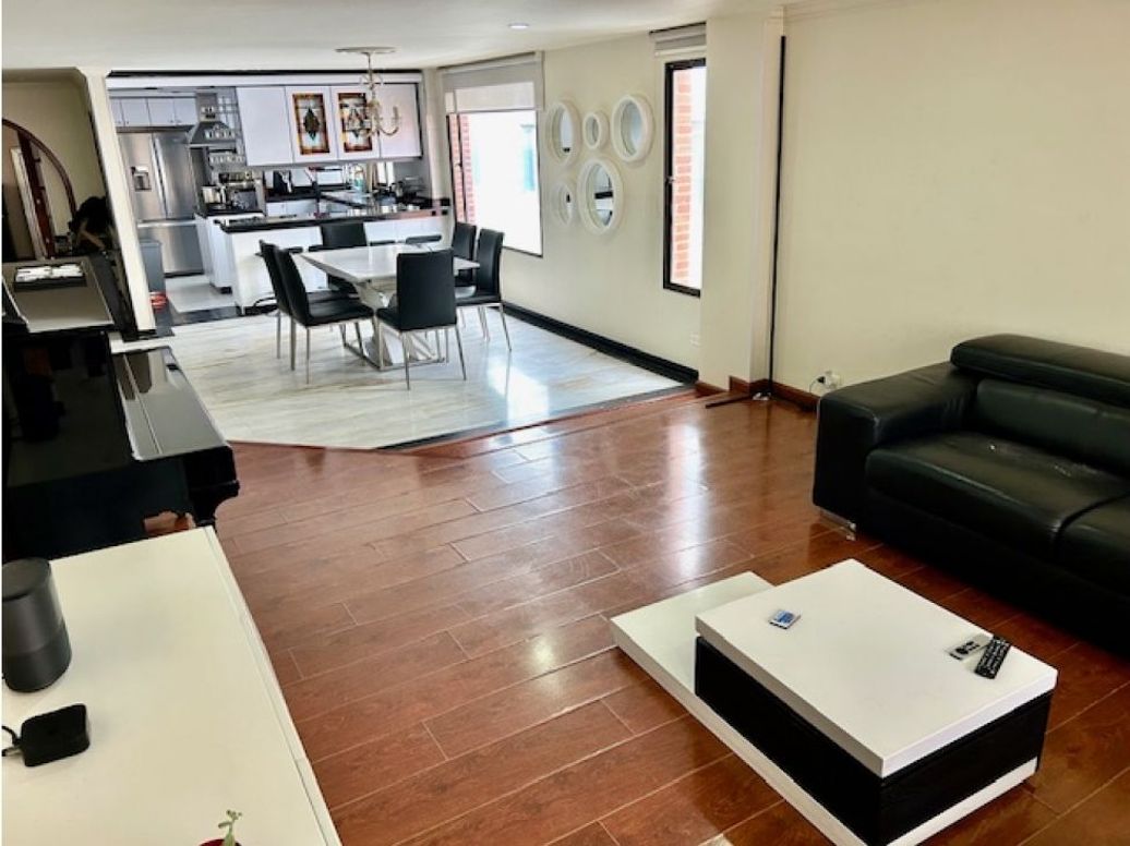 Apartamento de 2 alcobas en venta en Santa Barbara, Bogotá, 168 m² · foto 16 de 20