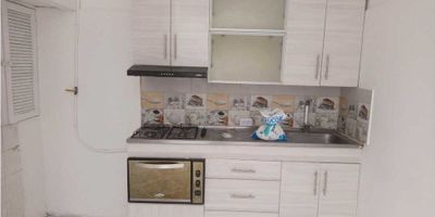 Casa con muy buena ubicación buenas rutas de transporte consta de 7alcobas con closet, 2baños cabinados con agua caliente, sala, comedor, cocina semi integral, zona de ropas, patio. Más información al 3023521989
