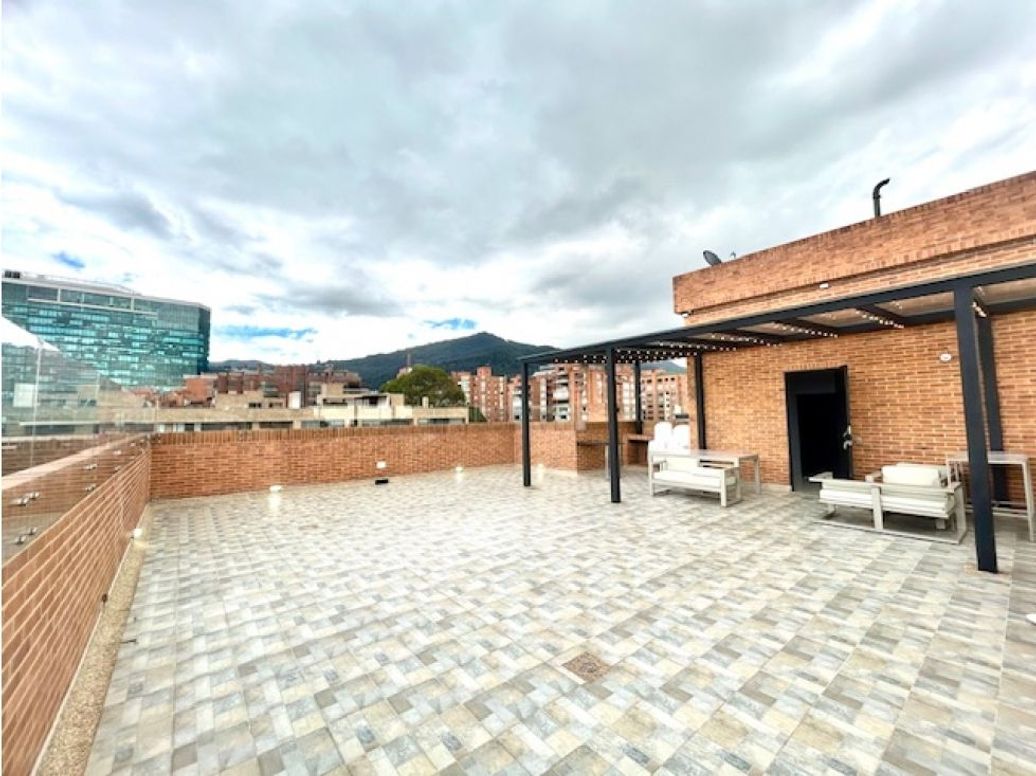 Apartamento de 3 alcobas en venta en Santa Paula, Bogotá, 245 m² · foto 2 de 20
