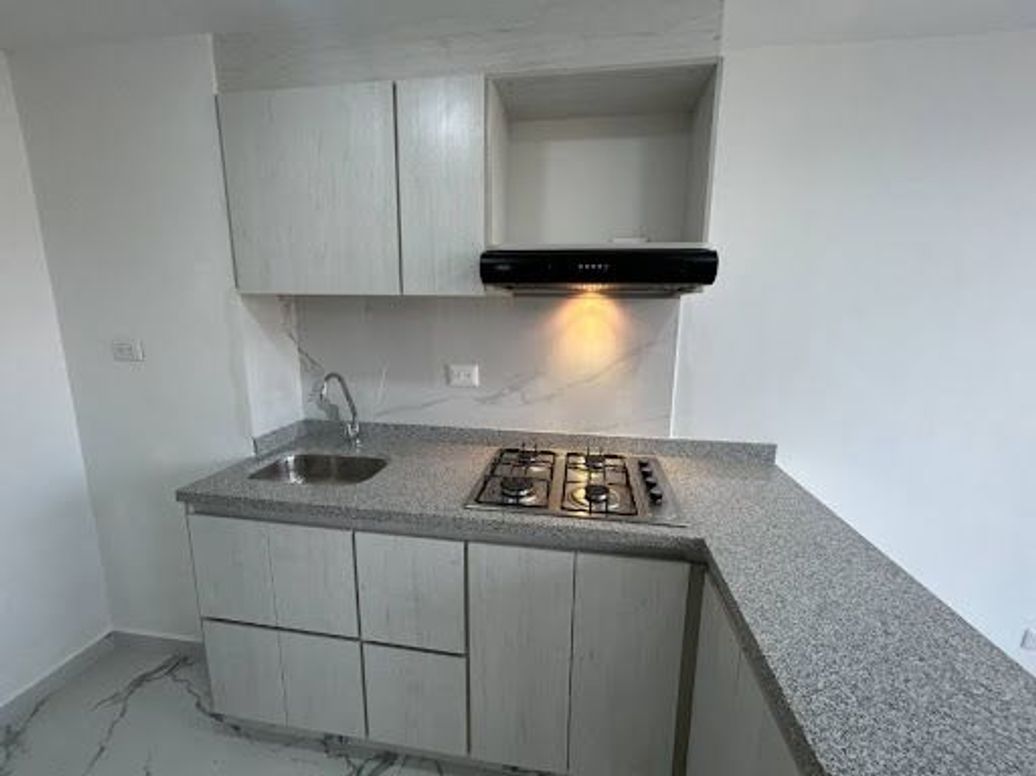 Apartamento de 1 alcoba en venta en Industrial Centenario, Bogotá, 31 m² · foto 3 de 17