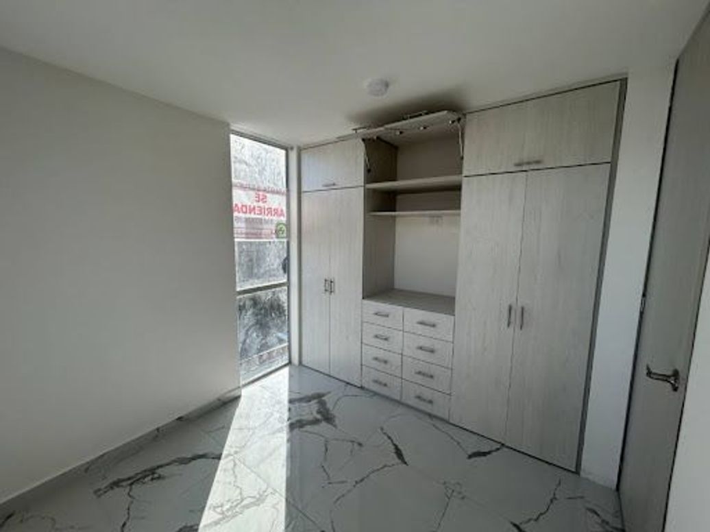 Apartamento de 1 alcoba en venta en Industrial Centenario, Bogotá, 31 m² · foto 9 de 17