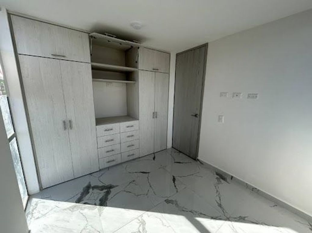 Apartamento de 1 alcoba en venta en Industrial Centenario, Bogotá, 31 m² · foto 10 de 17