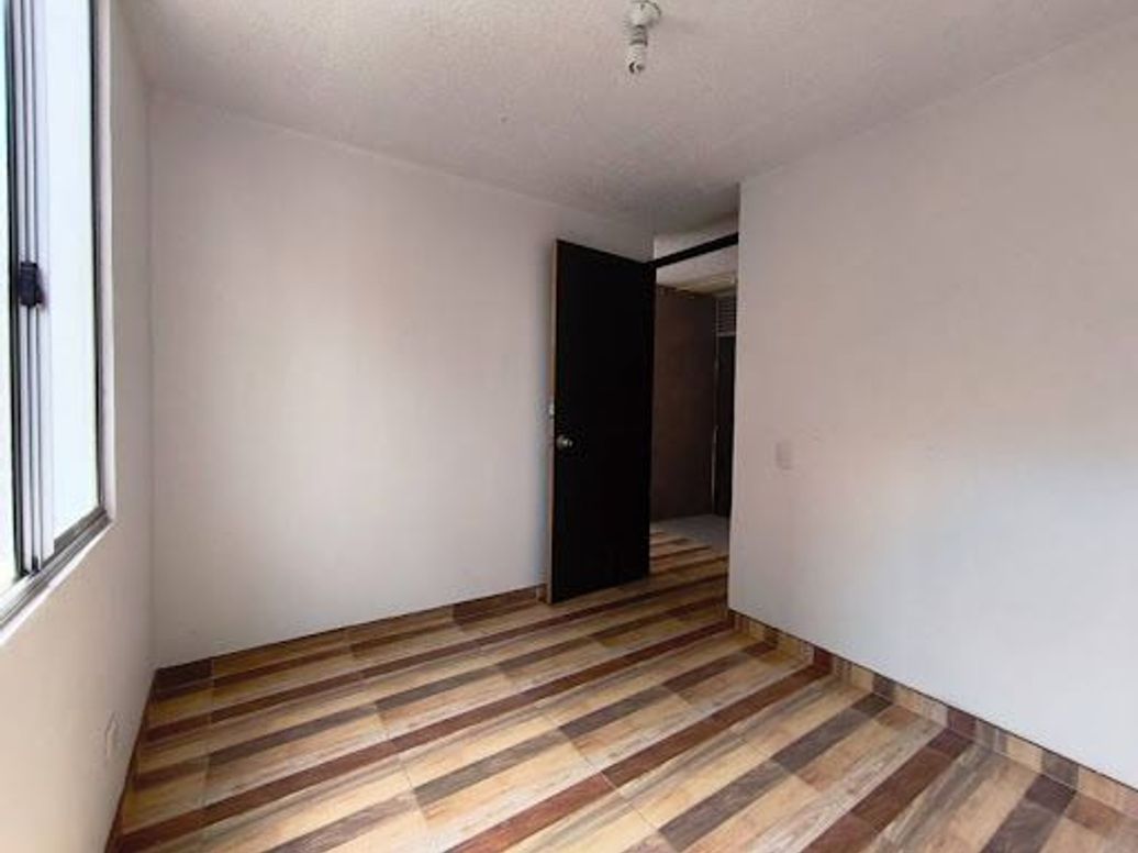 Apartamento de 3 alcobas en venta en Usme, Bogotá, 51 m² · foto 16 de 20
